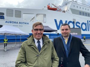 wasaline med minister joakim strand
